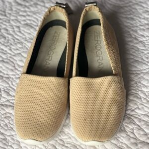 Summer shoes size 10B